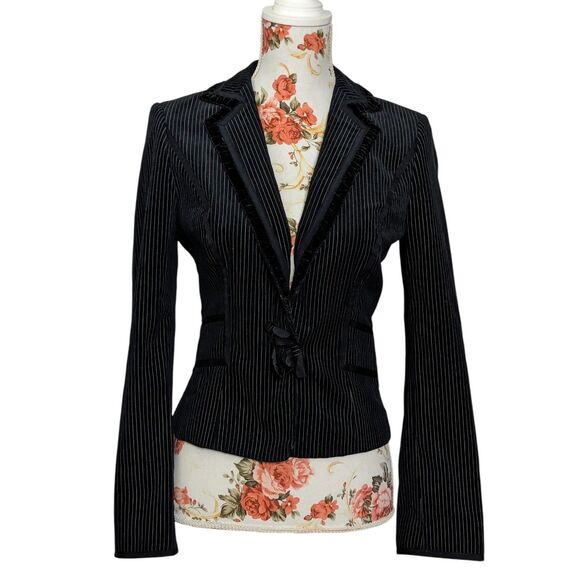 Cynthia Steffe Sz Small Black Jacket Velvet Trim Fitted Gray Pinstripe Career - Picture 1 of 11